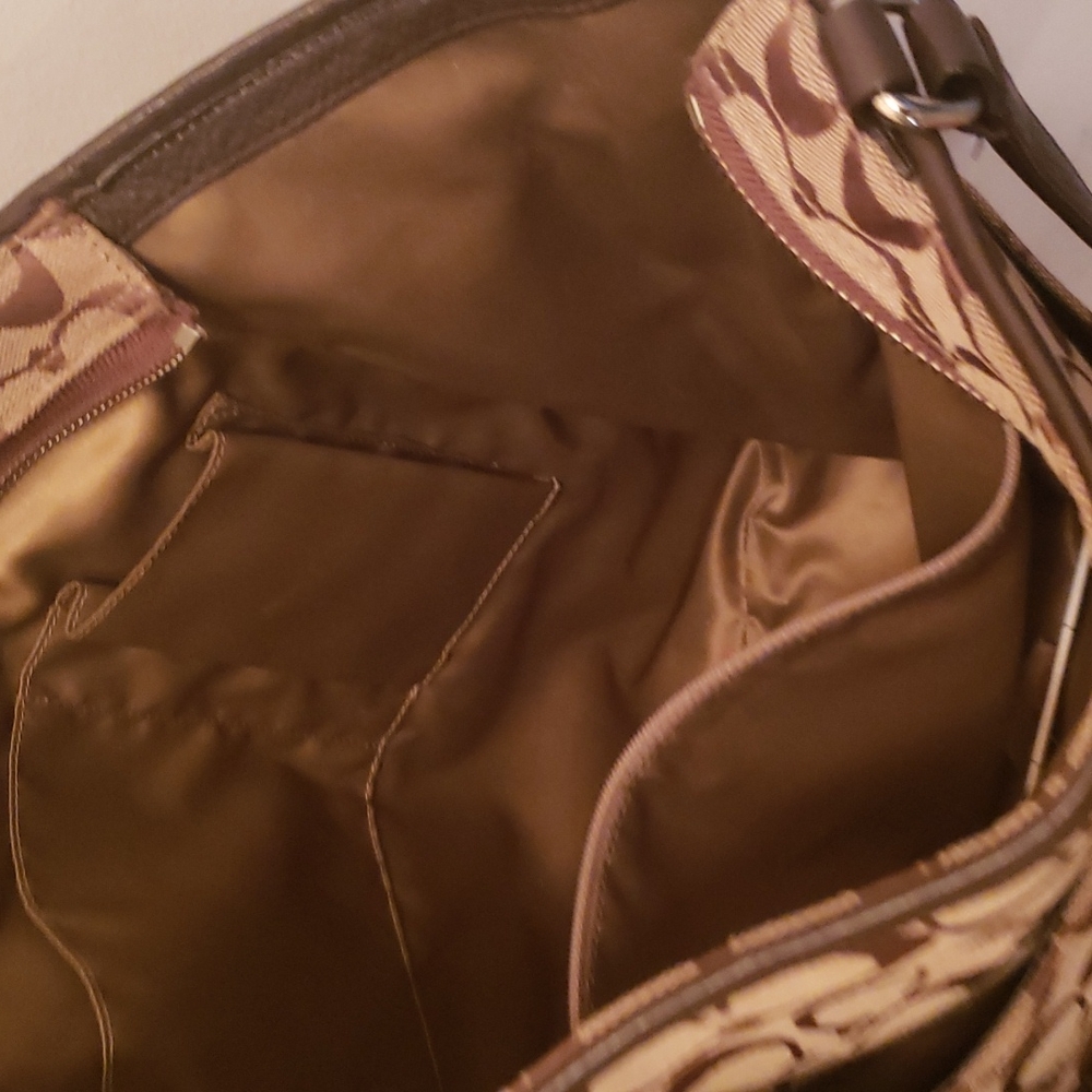 Bag - Picture 3 of 7